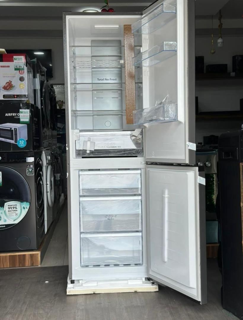 Réfrigérateur Hisense 390